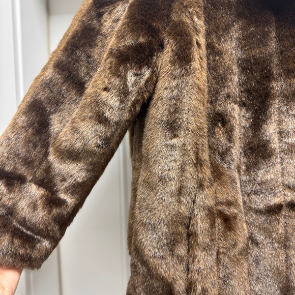 Banana Republic Brown Faux Fur Pullover Jacket with Pockets - Picture 13 of 16